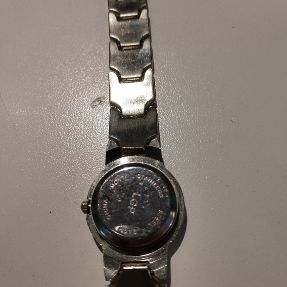 Quartz Watch - Picture 3 of 4